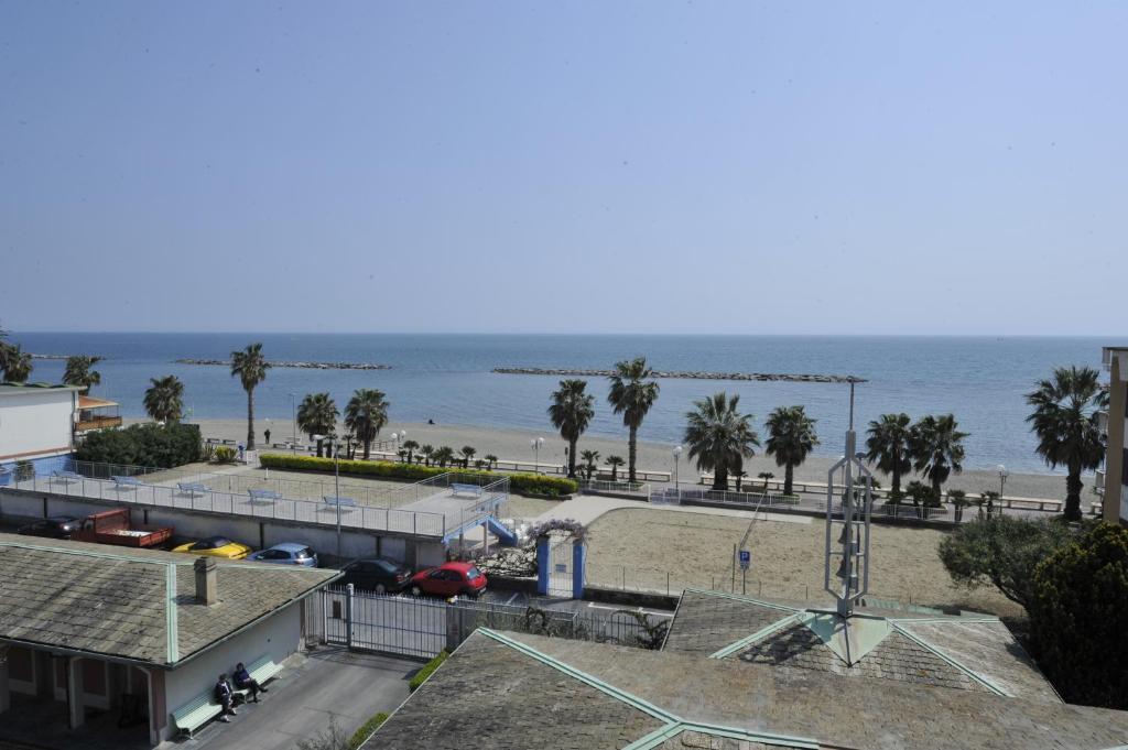 Hotel Villa San Giuseppe ซานบาร์โตโลเมโอ อัล มาเร ภายนอก รูปภาพ