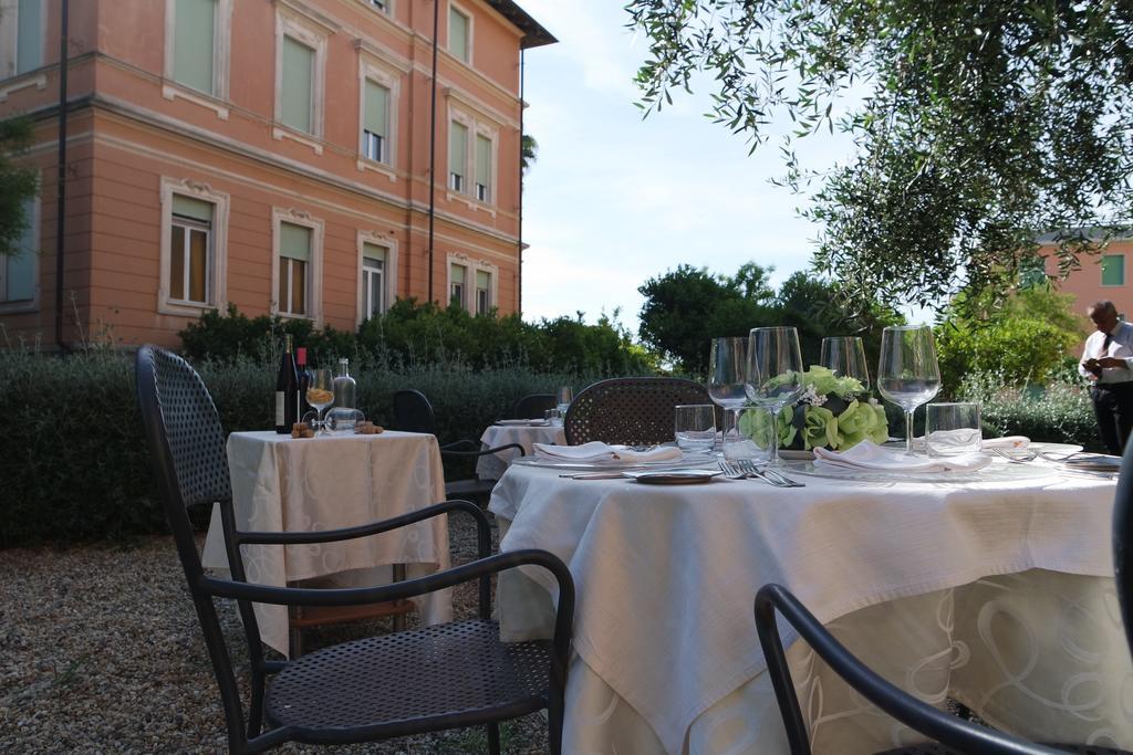 Hotel Villa San Giuseppe ซานบาร์โตโลเมโอ อัล มาเร ภายนอก รูปภาพ