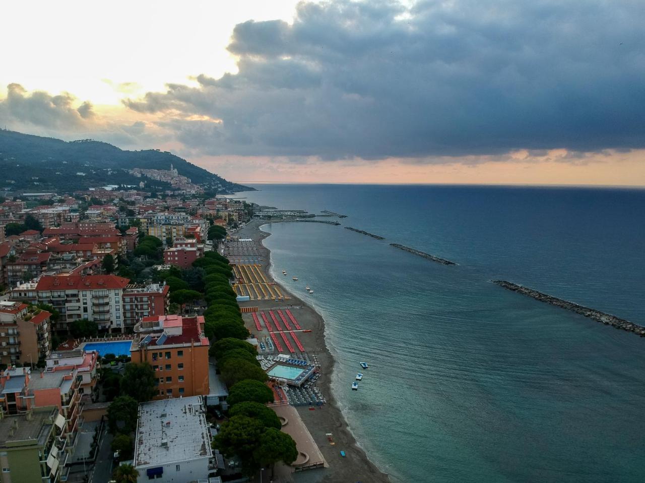 Hotel Villa San Giuseppe ซานบาร์โตโลเมโอ อัล มาเร ภายนอก รูปภาพ
